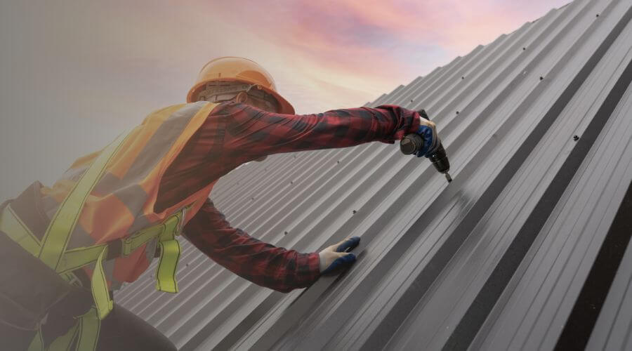 Professional residential roofers in Warren, ME